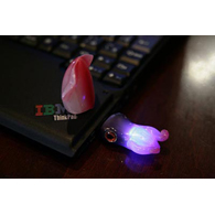Laptop gobbles up glowing USB squid